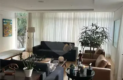 Higienópolis, 3 dts, 1 suite, 1 vaga. rua excelente.