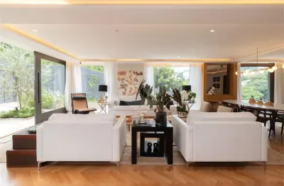 Casa comercial à venda na Rua Itatiba, --, Pacaembu, São Paulo