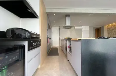 Apartamento com 3 quartos à venda na Avenida Lavandisca, --, Moema, São Paulo