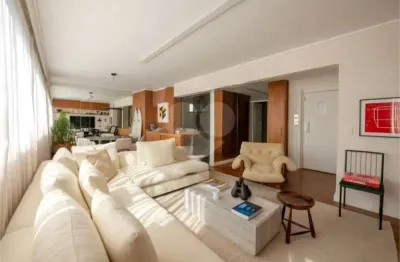 Apartamento com 3 quartos à venda na Rua Hans Nobiling, --, Jardim Europa, São Paulo