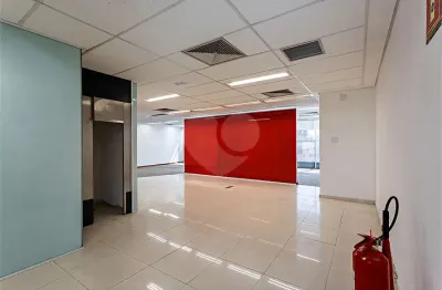 Casa comercial à venda na Avenida Indianópolis, --, Moema, São Paulo