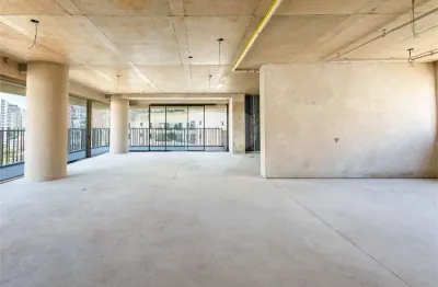 Moema pássaros/ vila uberabinha- 4 suites, 4 vagas com lazer- novo ,andar alto