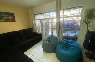 Sobrado para comércio ou residência, a venda na esquina da av. dos bandeirantes com a av. sto amaro