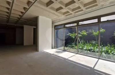 Ponto comercial à venda na Rua Barão de Jaceguai, --, Campo Belo, São Paulo