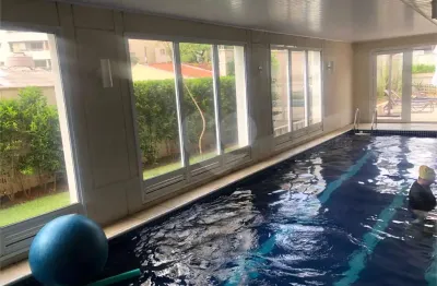 Apartamento em pinheiros- 103m- 2 quartos - 2 suítes- 2 vagas de garagem