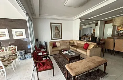 Apartamento com 3 suítes e 4 vagas, e  lazer completo, mobiliado,  no meio dos jardins