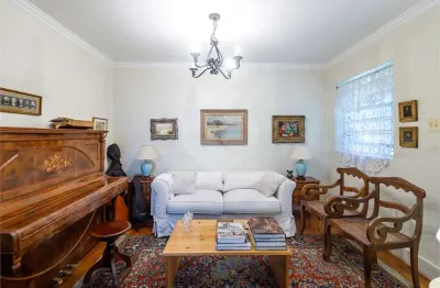 Sobrado á venda no jardim europa - são paulo sp - 4 dormitórios, 5 vagas, quintal com jardim, 360 m2 terreno, próximo ao shopping iguatemi!