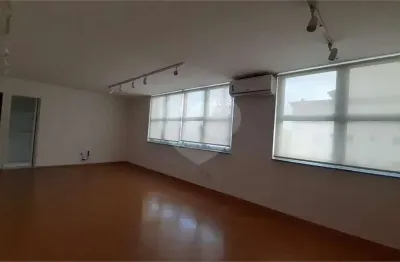 Oportunidade única!!! conjunto comercial a venda, 2 vagas para investimento garantido.