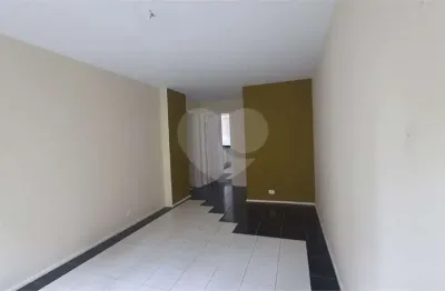 Apartamento para venda nos jardins, com 91,32m², 2 dormitórios sendo 1 suíte com closet e sacada. sala 2 ambientes, 1 vaga.