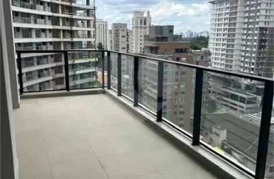 Duplex a venda com 02 quartos, 02 suítes, 02 vagas de garagens em moema