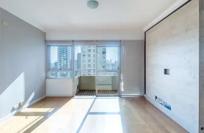 Oportunidade na vila olímpia! apartamento reformado a venda, novo, 2 dorms, suite, vaga, andar alto, varanda e com ótima localização