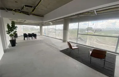 Apartamento a venda em moema, em andar alto, com vista para o parque ibirapuera, 298 m2, 4 suítes e 4 vagas