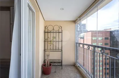 Apartamento com 3 quartos à venda na Rua Afonso de Freitas, --, Paraíso, São Paulo