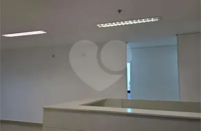 Sala comercial à venda na Avenida Vereador José Diniz, --, Santo Amaro, São Paulo