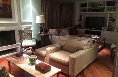 Apartamento com 3 quartos à venda na Avenida Padre Antônio José dos Santos, --, Brooklin, São Paulo