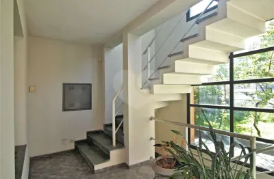 Casa com 3 quartos à venda na Rua Cardoso de Almeida, --, Perdizes, São Paulo