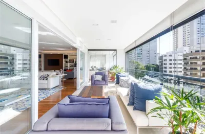 Apartamento diferenciado com 365 m² com  5 vagas,  no melhor do campo belo