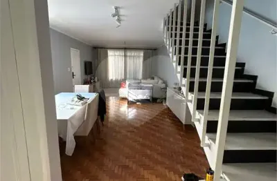 Sobrado 161m2, 3 dormitórios, 1 suíte, 4 vagas, na vila clementino.