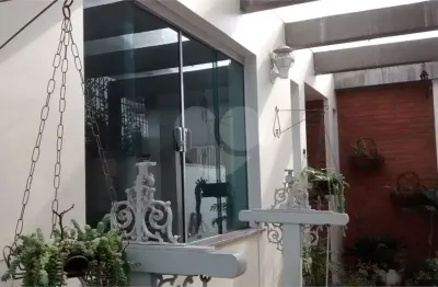 Casa com 4 quartos à venda na Rua Massaim, --, Saúde, São Paulo