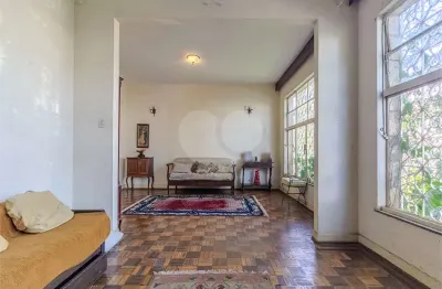 Casa com 4 quartos para alugar na Rua Gregório Paes de Almeida, --, Vila Madalena, São Paulo