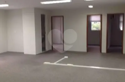 Sala comercial duplex, 4 vagas. região do brooklin.