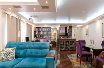 Excelente apartamento, reformado no coração da vila olímpia com 3 quartos.