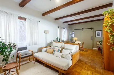 Apartamento 2 dormitórios sendo 1 suíte, 1 vaga totalmente decorado.