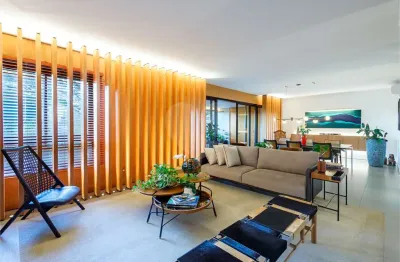 Excelente apartamento alto padrão, 267 m², 4 suítes 4 vagas, próximo do parque ibirapuera!