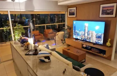 Localização privilegiada, belíssimo apartamento à venda com 2 vagas de garagem, 84 m², sala, cozinha, 2 dormitórios sendo 1 suíte