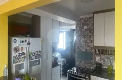 Na ministro godoi, andar alto com vista definida para parque da água branca.