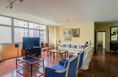 Apartamento com 3 quartos à venda na Rua Padre João Manuel, --, Jardim América, São Paulo