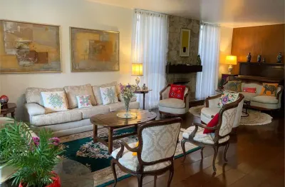 Casa com 4 quartos à venda na Avenida Piassanguaba, --, Planalto Paulista, São Paulo