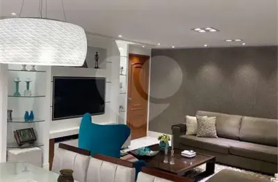 Apartamento com 3 quartos à venda na Rua Doutor Alfredo Ellis, --, Bela Vista, São Paulo