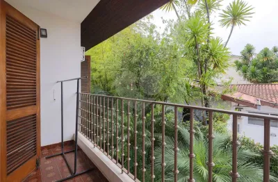 Morumbi! excelente casa super espaçosa, iluminada e ventilada!