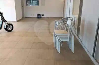 Ponto comercial para alugar na Avenida Professor Vicente Ráo, --, Alto da Boa Vista, São Paulo