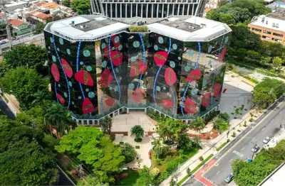Empreendimento corporativo com as certificações leed zero energia e leed zero carbono e fitwell.