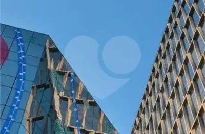 Empreendimento corporativo com as certificações leed zero energia e leed zero carbono e fitwell.