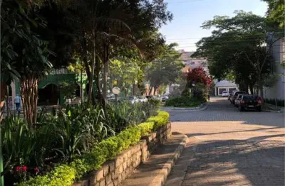Casa em condomínio fechado com 4 quartos à venda na Rua Angaturama, --, Saúde, São Paulo