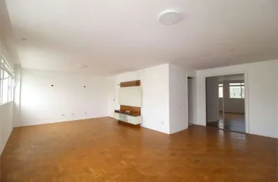 Oportunidade no itaim bibi: 3 dormitórios - 1 vaga e infraestrutora completa - 1 vaga de garagem  -