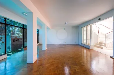 Bairro sumaré! oportunidade, sobrado comercial, 390m²ac e 467m²at, próximo ao metrô sumaré