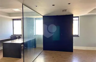 Sala comercial moderna com 05 ambientes em ponto nobre de higienópolis