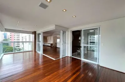 Apartamento com 3 quartos para alugar na Avenida Doutor Cardoso de Melo, --, Vila Olímpia, São Paulo