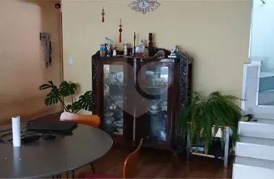 Casa com 3 quartos à venda na Rua João Jabotam, --, Pompéia, São Paulo