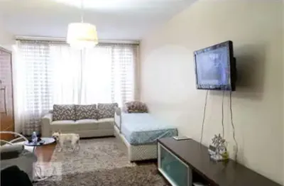 Sobrado reformado na vila leopoldina, 183m2 de terreno 3 quartos, sendo 1 suíte 2 vagas