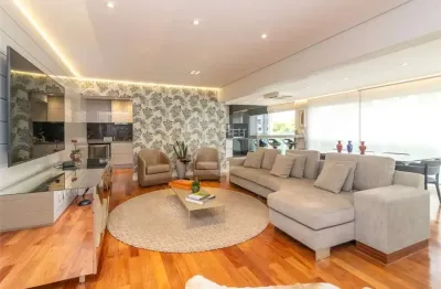 Apartamento de 208m2 semi-mobiliado, 3 suítes, living 3 ambientes, 3 vagas com depósito, lazer completo na vila mariana.