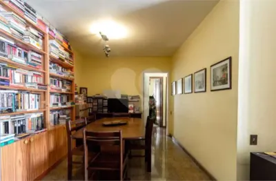 Apartamento de 135m2, 3 dormitórios, 1 suíte, 1 vaga no paraiso.