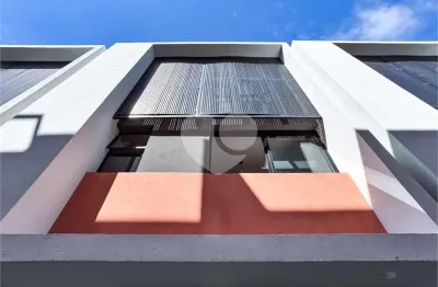 Casa em condomínio fechado com 3 quartos à venda na Rua Ourânia, --, Vila Madalena, São Paulo