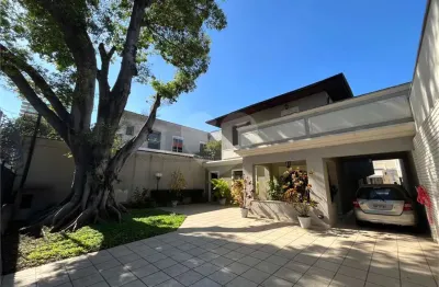 Casa com 3 quartos à venda na Rua Maestro Chiaffarelli, --, Jardim Paulista, São Paulo