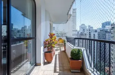 Jardim paulista excelente apartamento em localização privilegiada, com ampla sala e terraço.