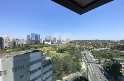 Apartamento com 472m2  3 quartos (3 suítes) e 5 vagas em itaim bibi